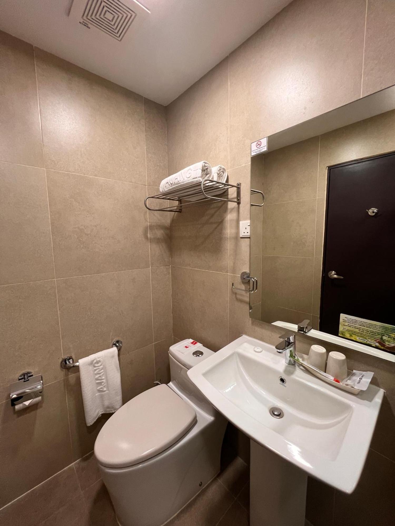Ajang Hotel Miri Zewnętrze zdjęcie
