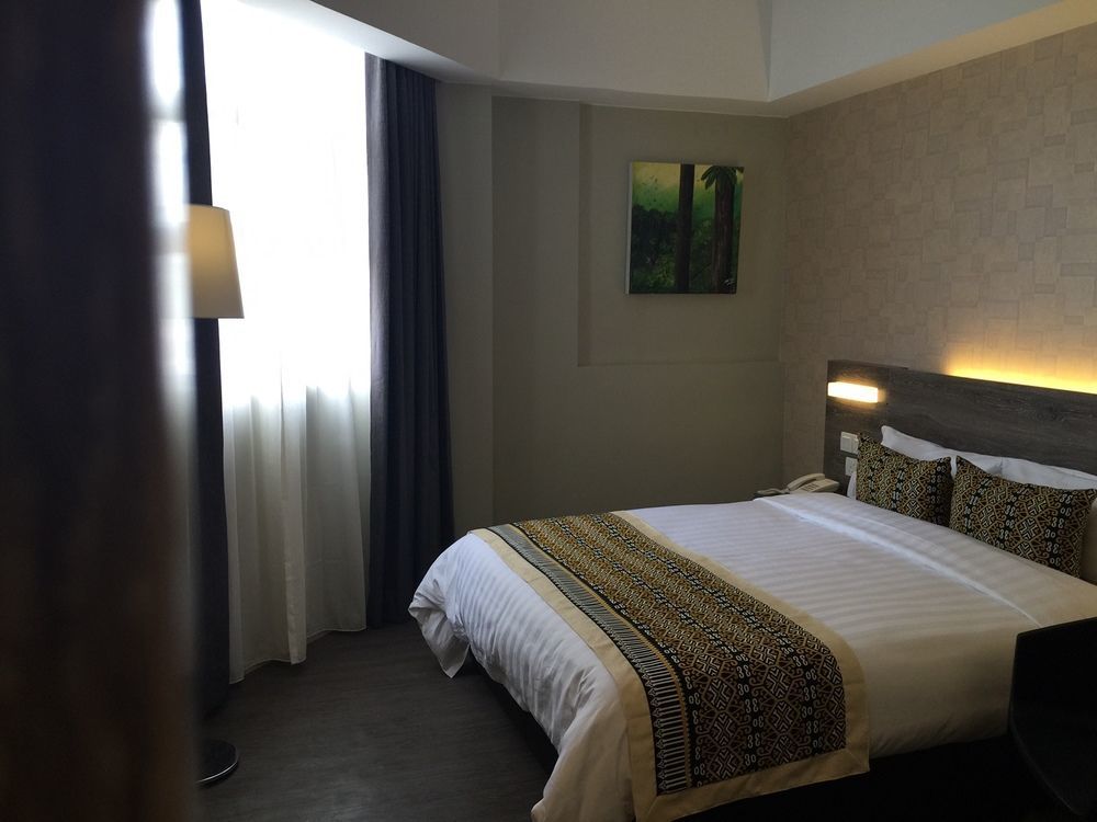 Ajang Hotel Miri Zewnętrze zdjęcie